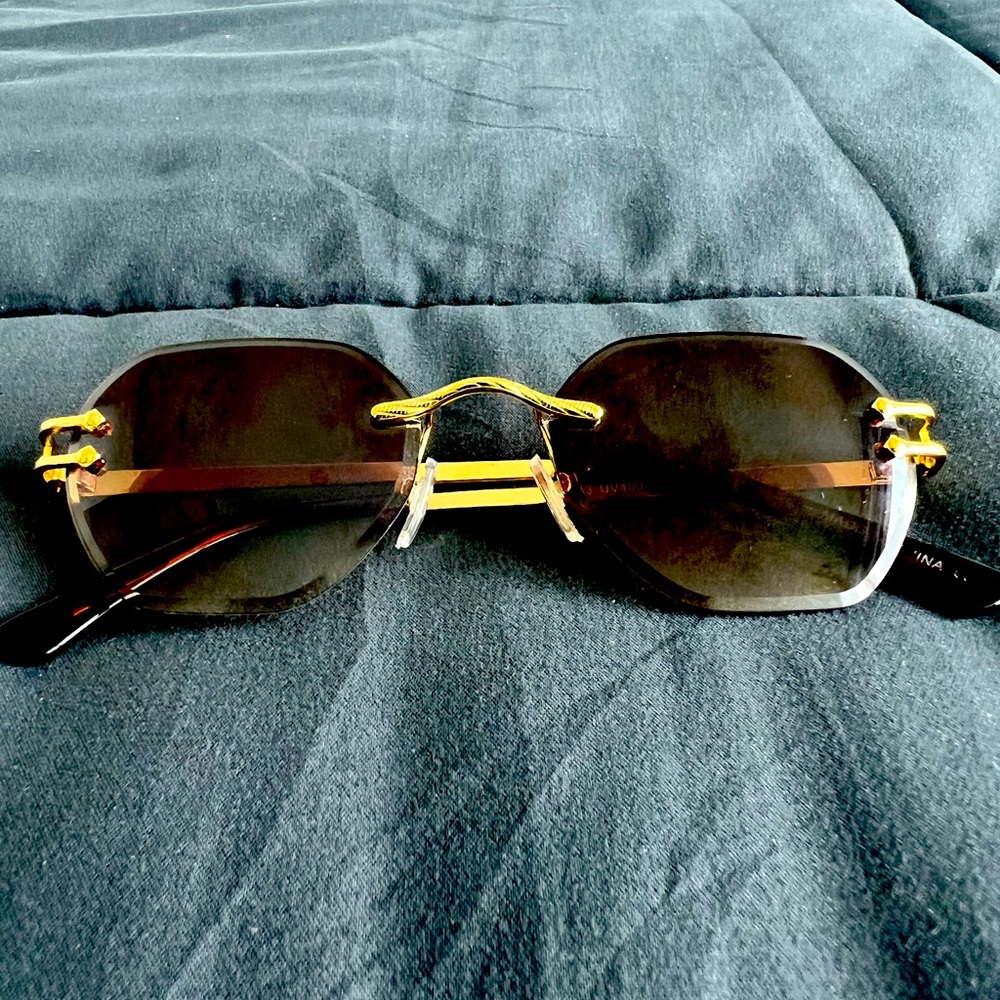 Brown/Gold Tint Sunglasses